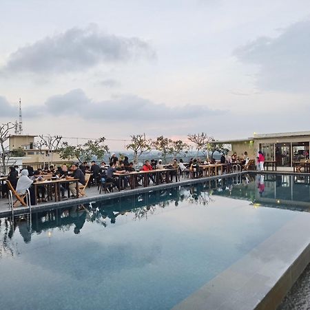 Student Park Hotel Yogyakarta Exteriér fotografie