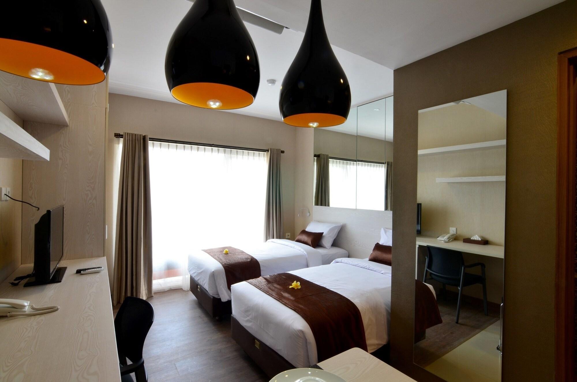 Student Park Hotel Yogyakarta Exteriér fotografie