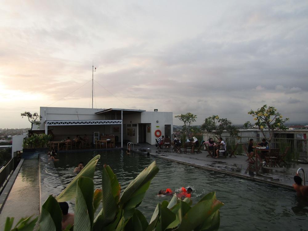 Student Park Hotel Yogyakarta Exteriér fotografie