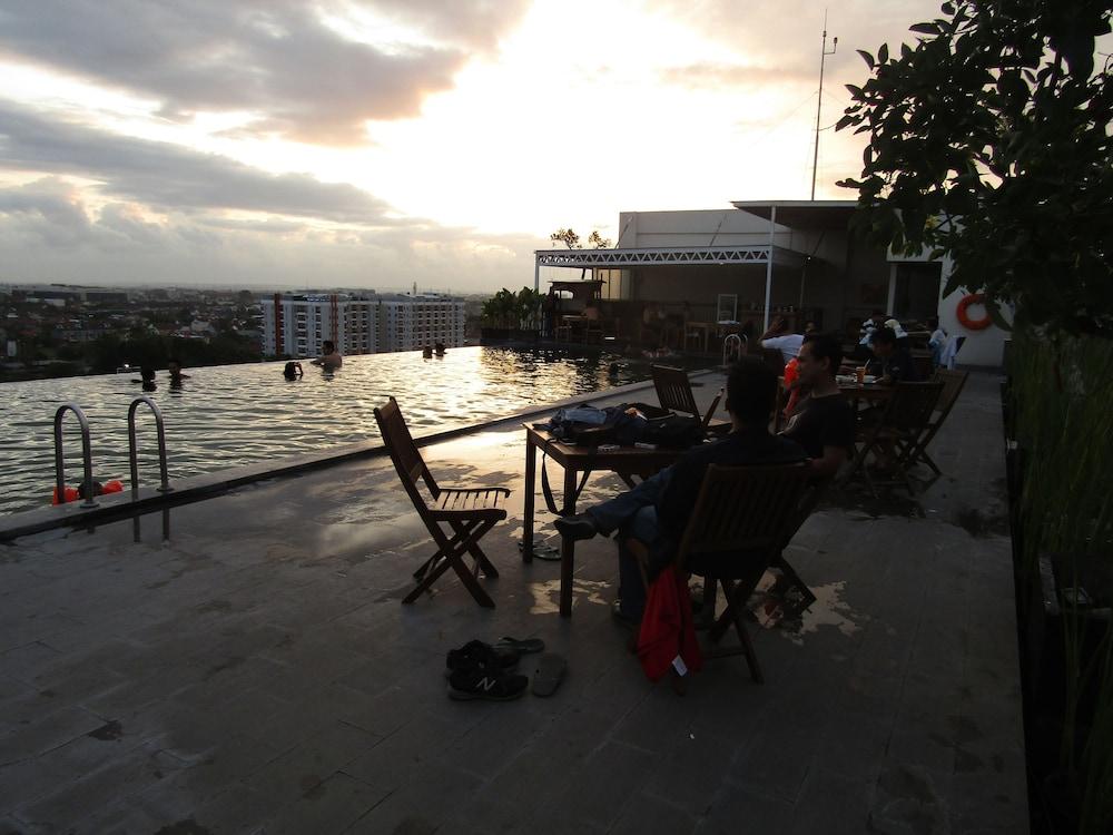 Student Park Hotel Yogyakarta Exteriér fotografie