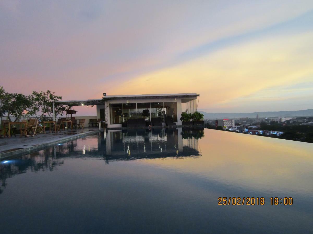 Student Park Hotel Yogyakarta Exteriér fotografie
